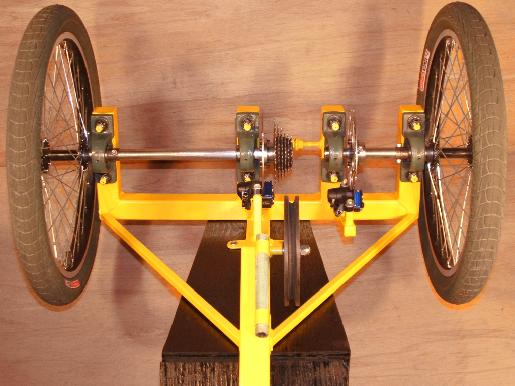 StreetFighter QuadCycle - delta trike axles